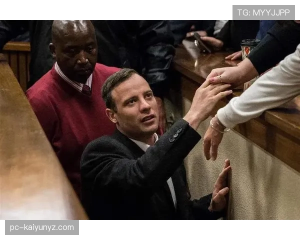 奥斯卡·皮斯托瑞斯家的衣帽间一开门，我的银行卡自动罢工