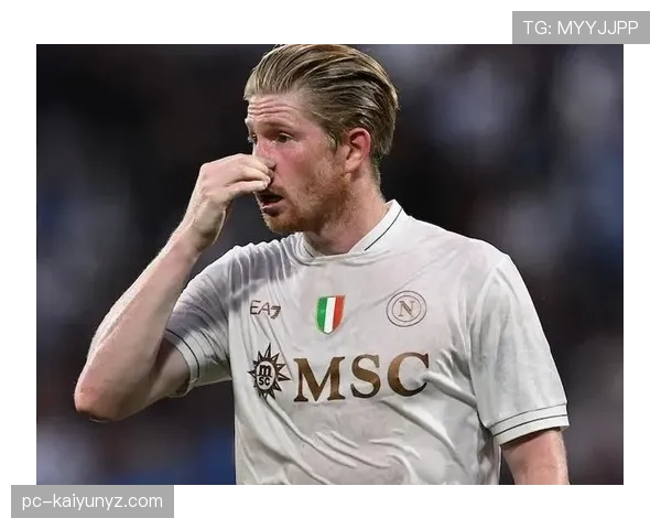 德布劳内与克罗斯的进攻组织风格差异：节奏掌控、推进方式与创造力边界