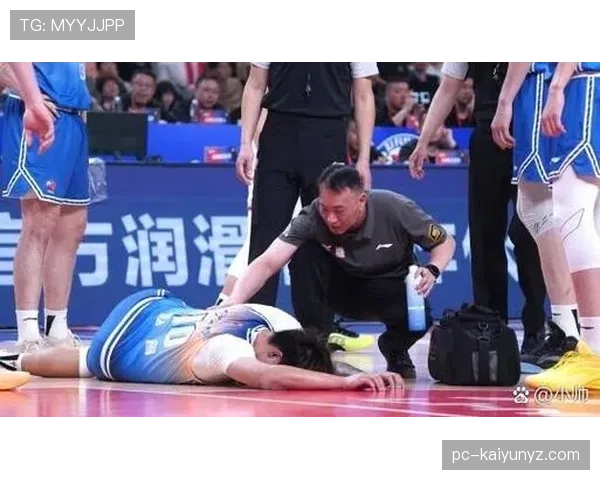 篮球比赛中非法身体接触怎么判规则解析与常见判定